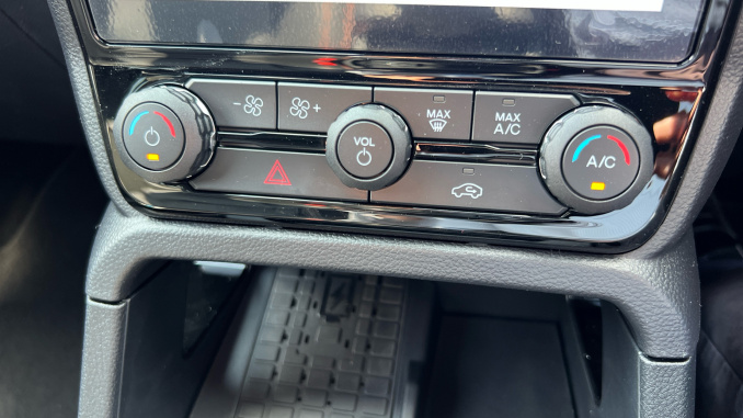 Ford Ranger Diesel Pick Up D/Cab Wildtrak 3.0 EcoBlue V6 240 Auto - Image 27